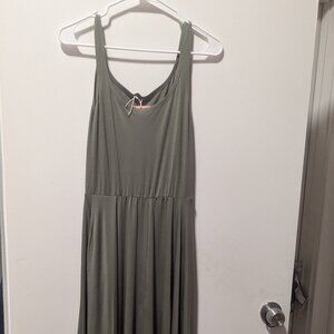 Quince Tencel Jersey Fit and Flare dress NWT